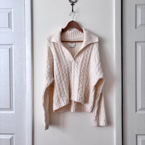 Abercrombie & Fitch Cable Knit Notch Neck Wool Blend Sweater - Picture 5 of 9